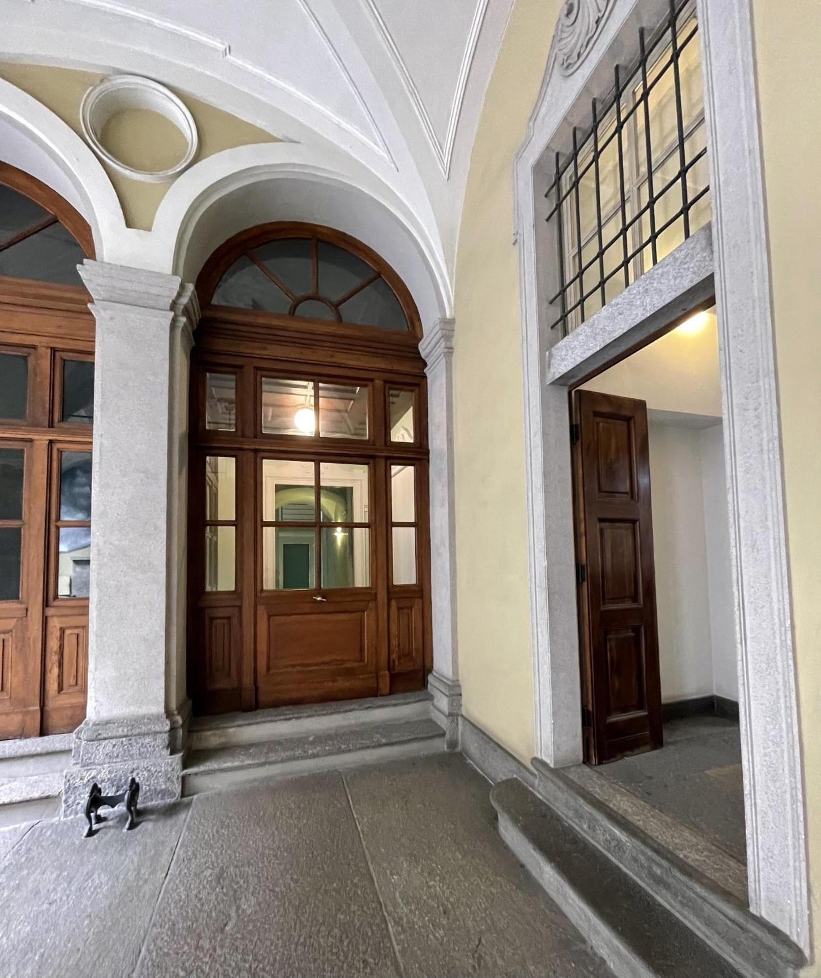 Apartament Scarampi Boutique Flat, Eleganza Storica In Centro Turyn Zewnętrze zdjęcie